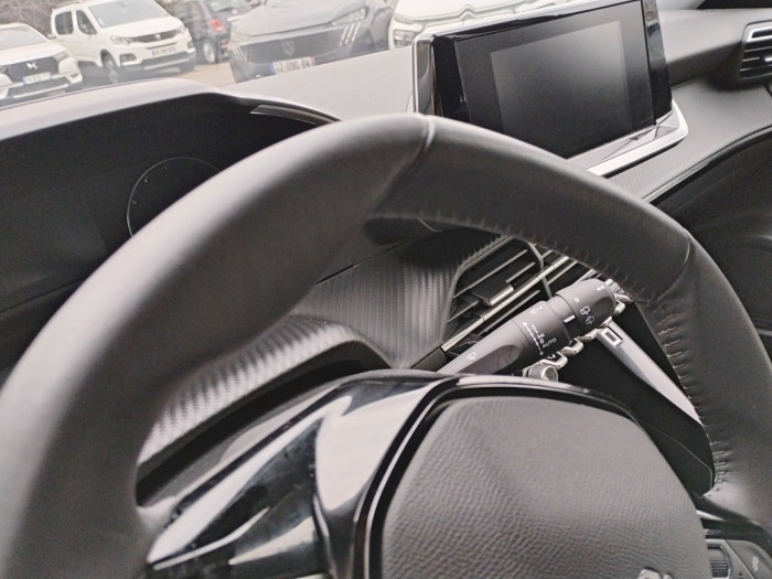 Peugeot 2008 PureTech 100 S&S BVM6 Style