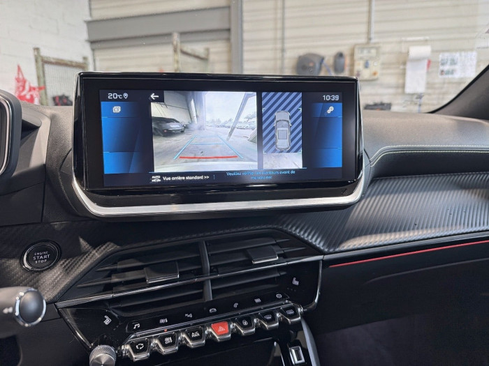 Peugeot 2008 PureTech 155 S&S EAT8 GT