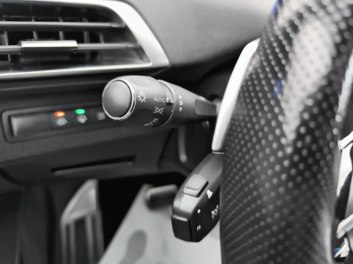 Peugeot 3008 Hybrid 225 e-EAT8 GT