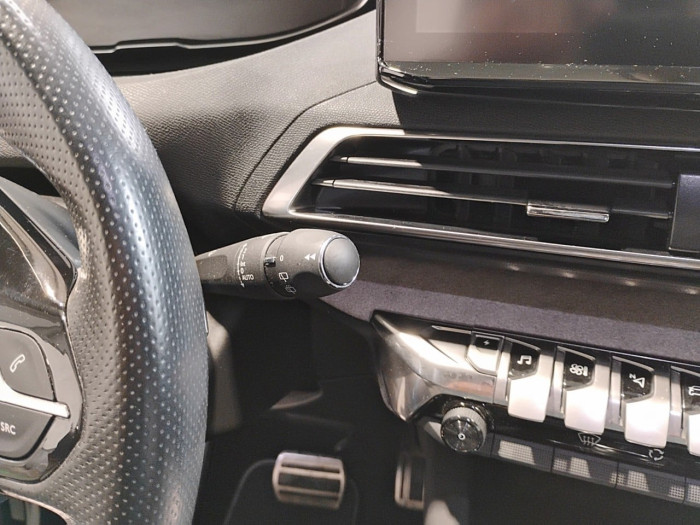 Peugeot 3008 Hybrid4 300 e-EAT8 GT