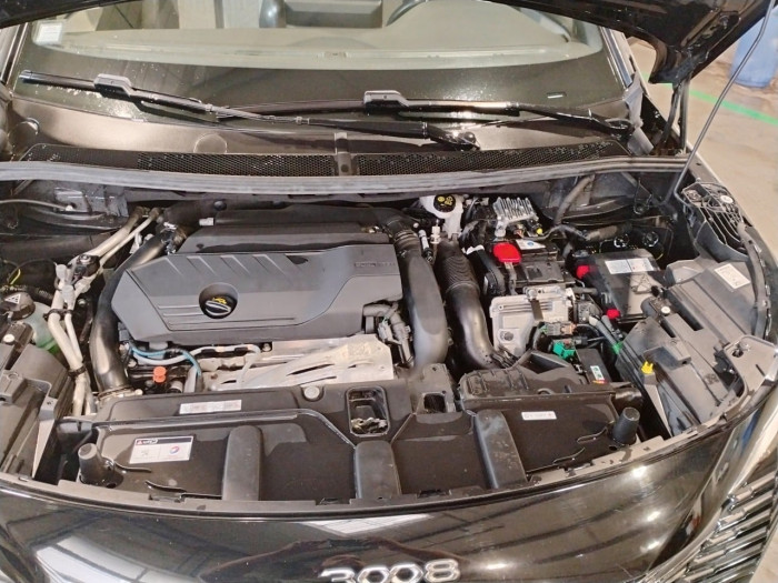 Peugeot 3008 Hybrid4 300 e-EAT8 GT