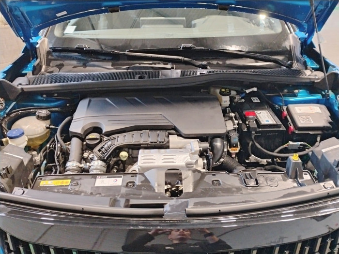 Peugeot 2008 PureTech 155 S&S EAT8 GT Pack