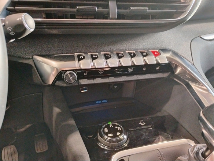 Peugeot 3008 Puretech 130ch S&S BVM6 Allure Pack
