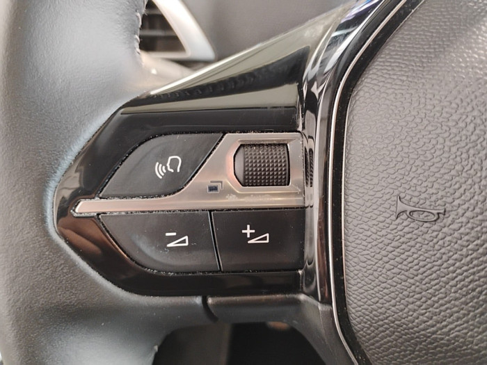 Peugeot 3008 BlueHDi 130ch S&S BVM6 Active Pack