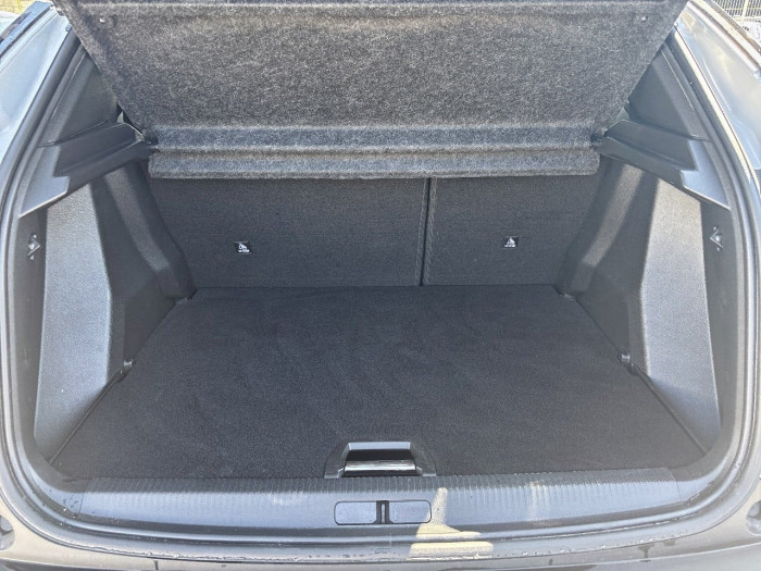 Peugeot 2008 PureTech 100 S&S BVM6 Allure
