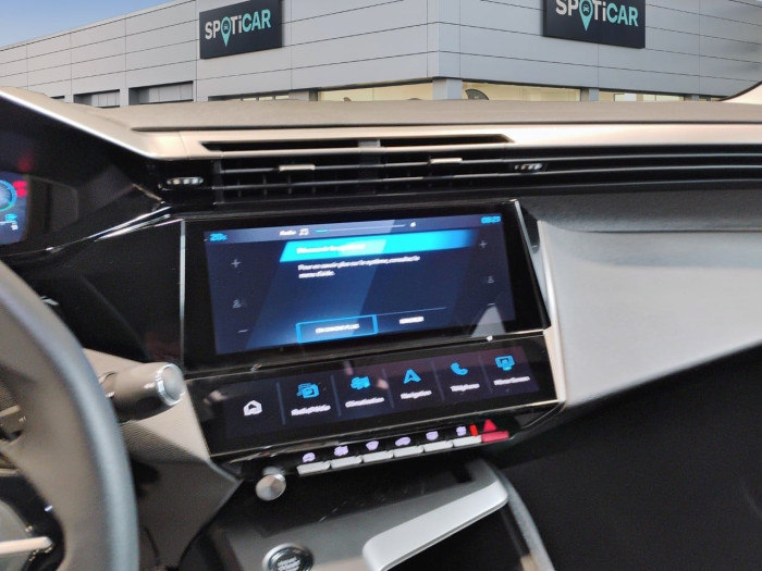 Peugeot 408 Hybrid 136 e-DCS6 Allure
