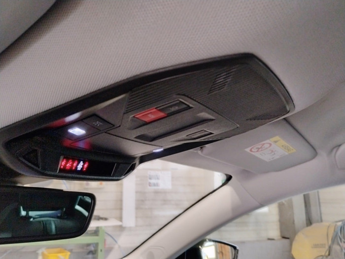 Peugeot 408 Hybrid 136 e-DCS6 Allure