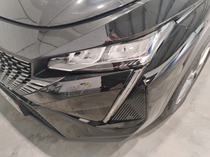 Peugeot 408 Hybrid 136 e-DCS6 Allure