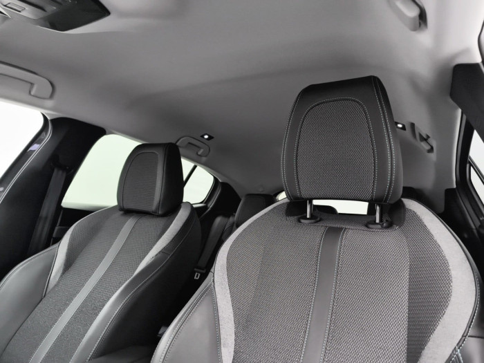 Peugeot 408 Hybrid 136 e-DCS6 GT