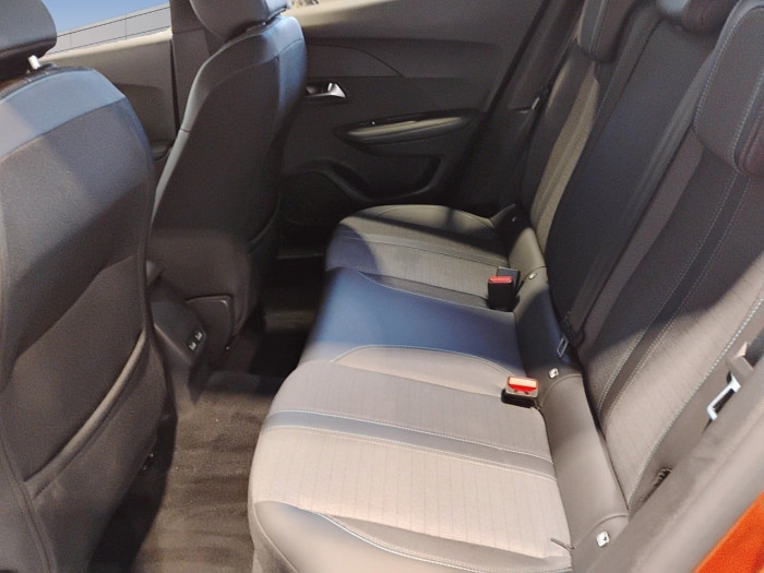 Peugeot 2008 PureTech 100 S&S BVM6 Allure