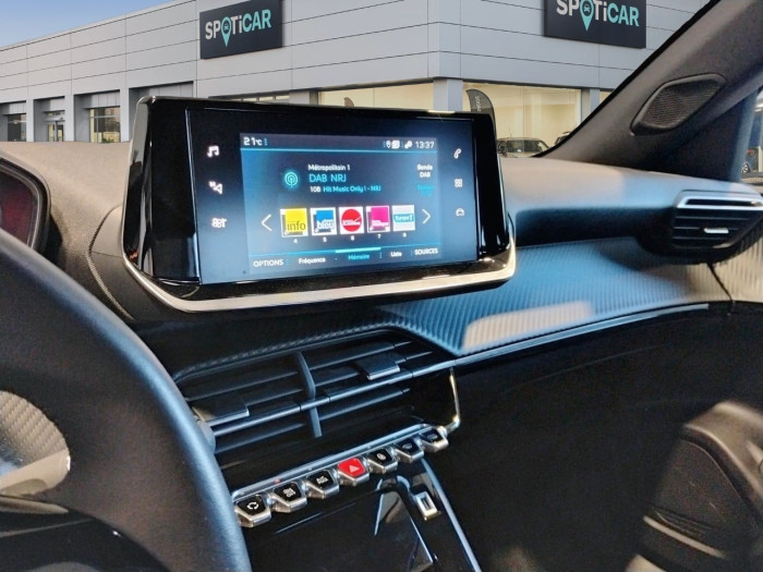 Peugeot 2008 PureTech 100 S&S BVM6 Allure