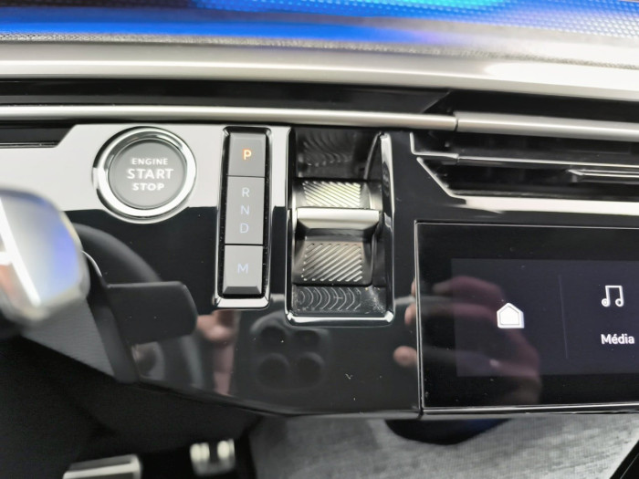Peugeot 3008 Hybrid 136 e-DCS6 GT