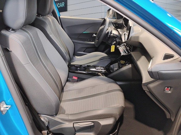 Peugeot 2008 BlueHDi 130 S&S EAT8 Allure
