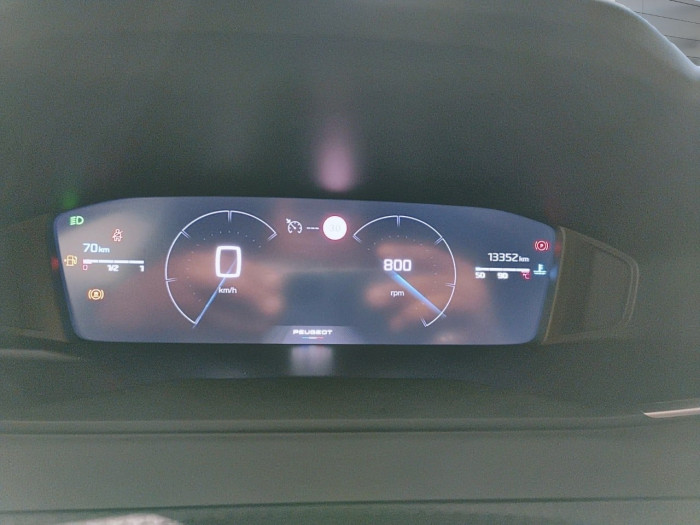 Peugeot 2008 PureTech 100 S&S BVM6 Allure