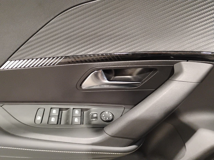 Peugeot 2008 PureTech 100 S&S BVM6 Allure