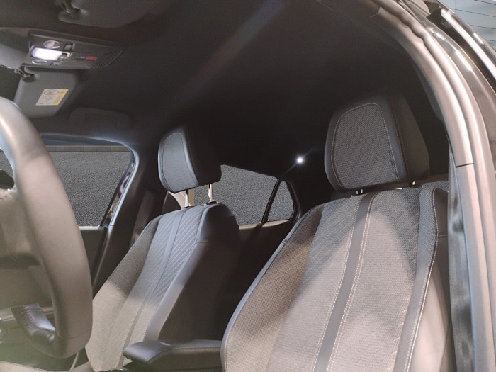 Peugeot 2008 PureTech 100 S&S BVM6 Allure