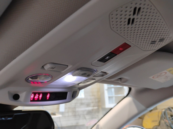 Peugeot 2008 BUSINESS PureTech 100 S&S BVM6 Active Business