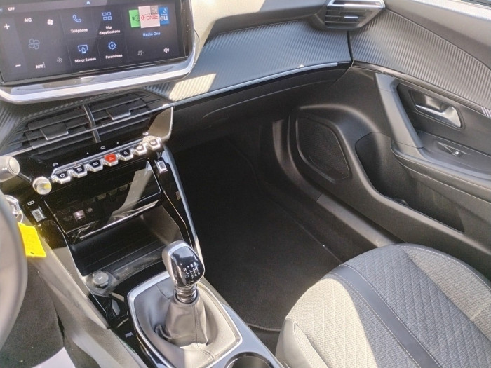 Peugeot 2008 PureTech 100 S&S BVM6 Allure