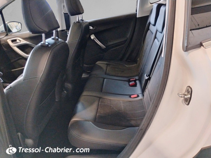 Peugeot 2008 1.2 PureTech 110ch S&S BVM5 Crossway