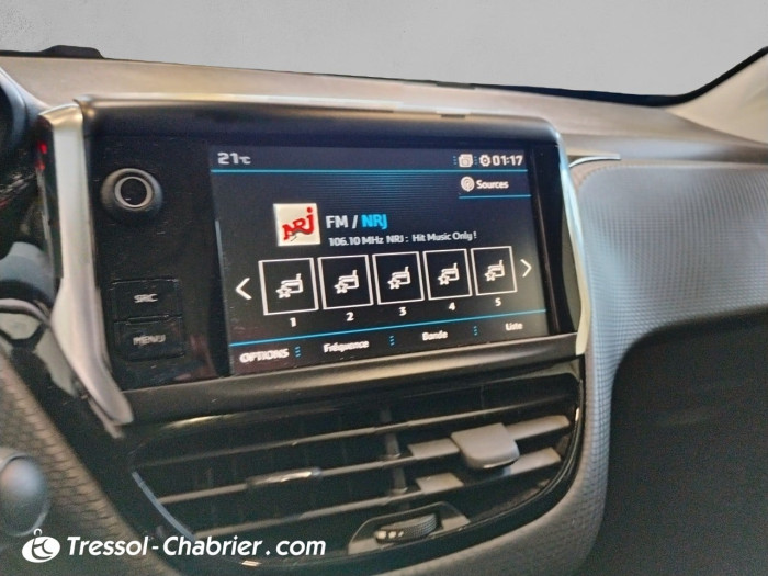 Peugeot 2008 1.2 PureTech 110ch S&S BVM5 Crossway