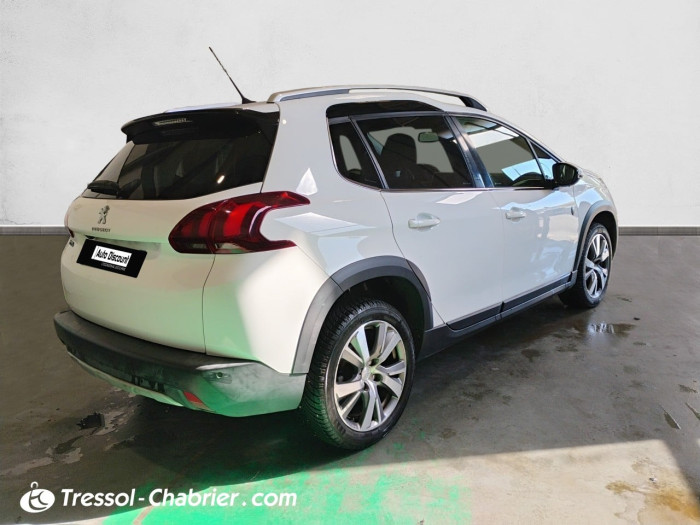 Peugeot 2008 1.2 PureTech 110ch S&S BVM5 Crossway