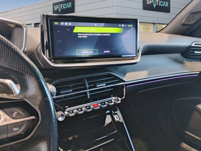 Peugeot 2008 PureTech 130 S&S EAT8 GT