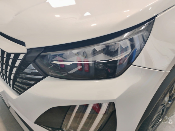 Peugeot 2008 PureTech 130 S&S EAT8 GT