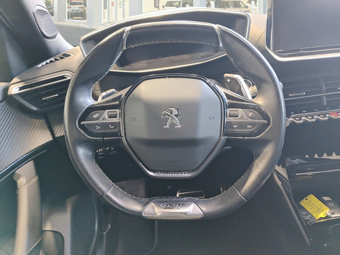 Peugeot 2008 PureTech 130 S&S EAT8 GT