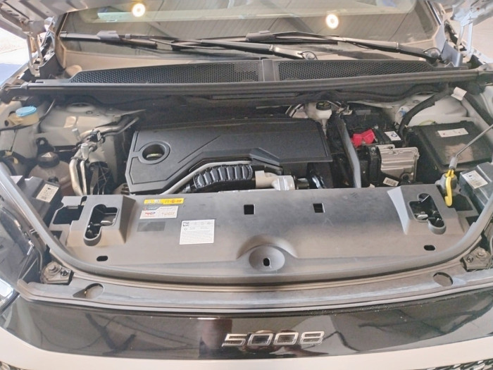 Peugeot 5008 Hybrid 145 ch e-DCS6 GT