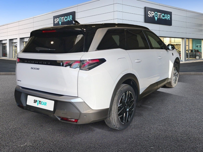 Peugeot 5008 Hybrid 145 ch e-DCS6 GT