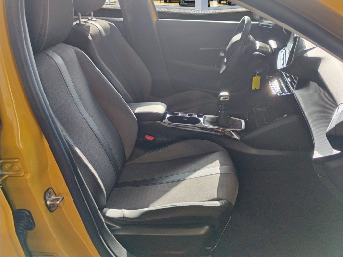 Peugeot 208 PureTech 100 S&S BVM6 Allure