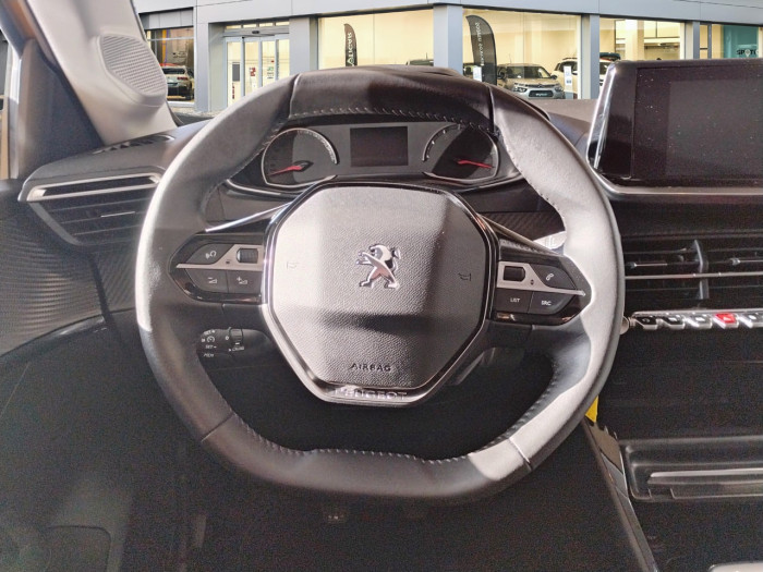 Peugeot 208 PureTech 100 S&S BVM6 Allure