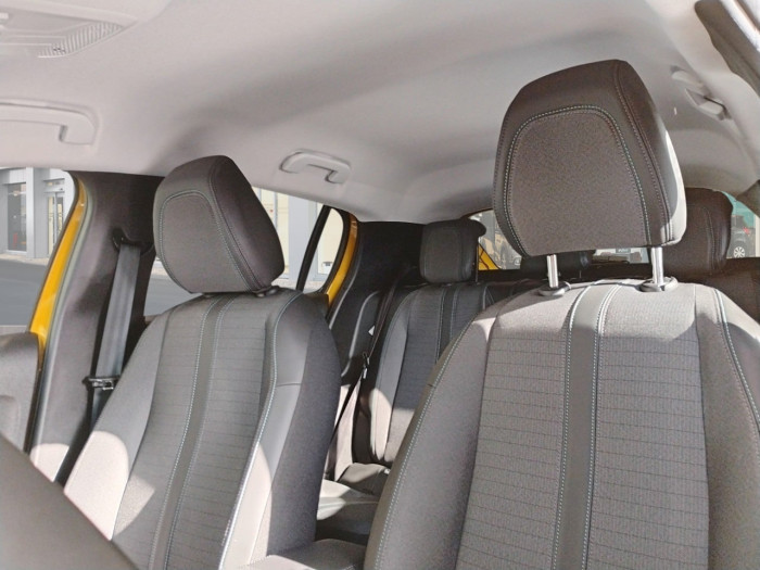 Peugeot 208 PureTech 100 S&S BVM6 Allure