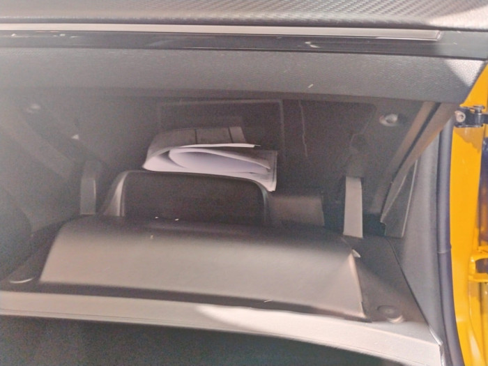 Peugeot 208 PureTech 100 S&S BVM6 Allure