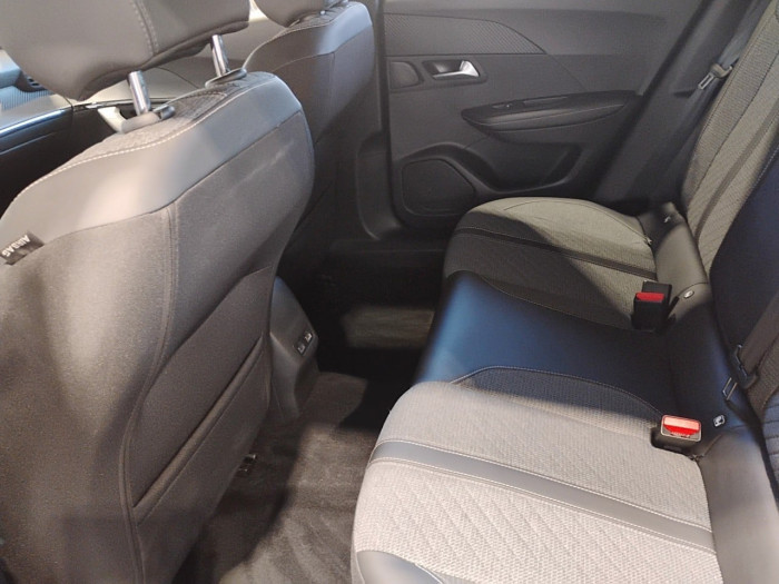 Peugeot 2008 PureTech 100 S&S BVM6 Allure
