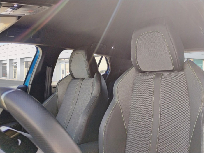 Peugeot 2008 PureTech 130 S&S EAT8 GT