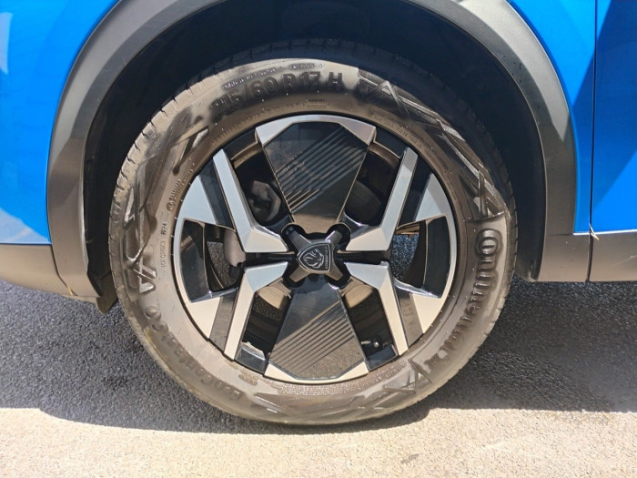 Peugeot 2008 PureTech 130 S&S EAT8 GT