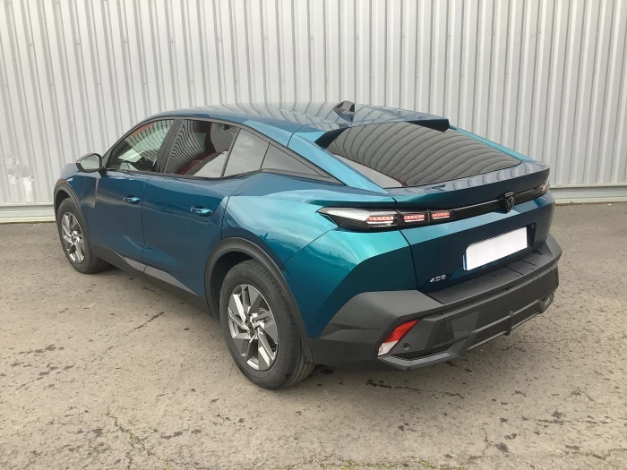Peugeot 408 PHEV 225 e-EAT8 Allure Pack