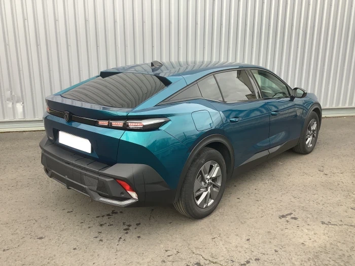 Peugeot 408 PHEV 225 e-EAT8 Allure Pack