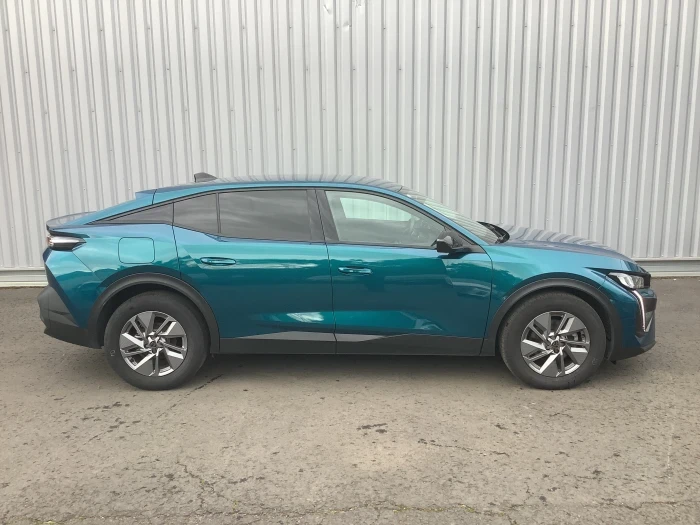 Peugeot 408 PHEV 225 e-EAT8 Allure Pack