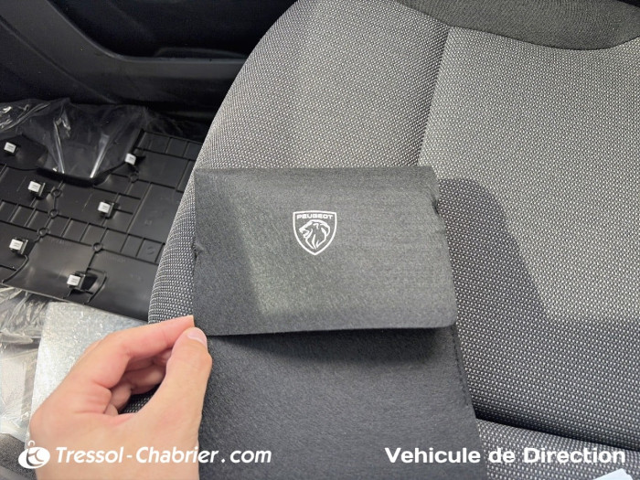Peugeot PARTNER FOURGON ELECTRIQUE E-PARTNER FOURGON M 800 KG 136 CH BATTERIE 54 KWH PRO