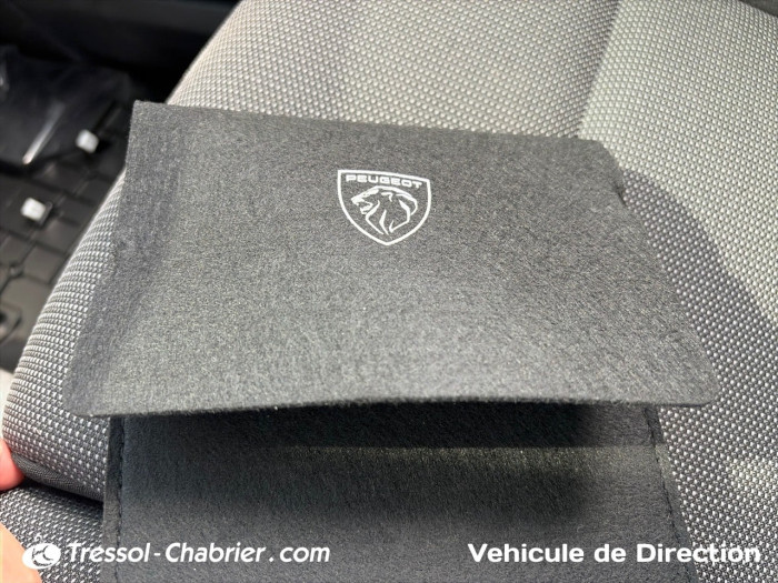 Peugeot PARTNER FOURGON ELECTRIQUE E-PARTNER FOURGON M 800 KG 136 CH BATTERIE 54 KWH PRO