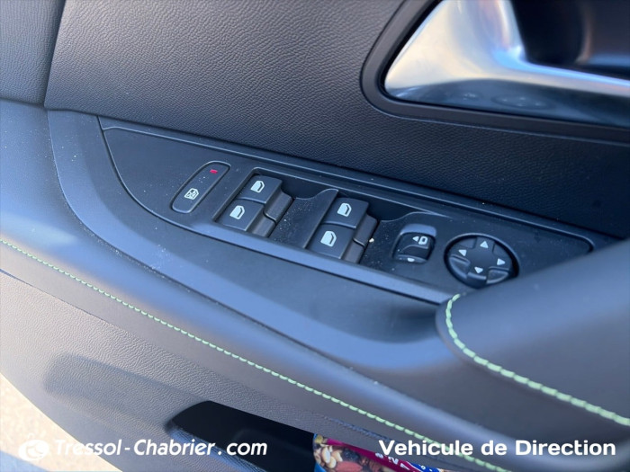Peugeot 2008 Nouveau Hybrid 145 ch e-DCS6 GT