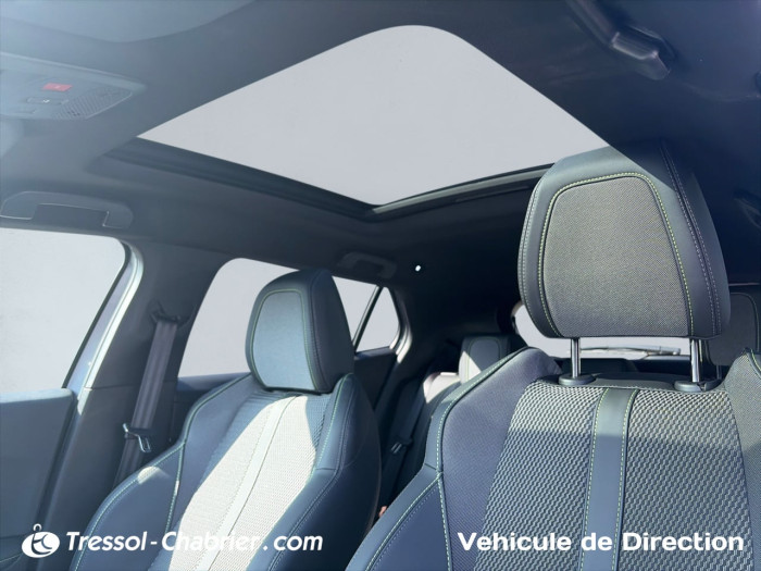 Peugeot 2008 Nouveau Hybrid 145 ch e-DCS6 GT