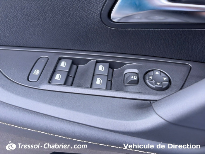Peugeot 2008 Hybrid 145 ch e-DCS6 Allure
