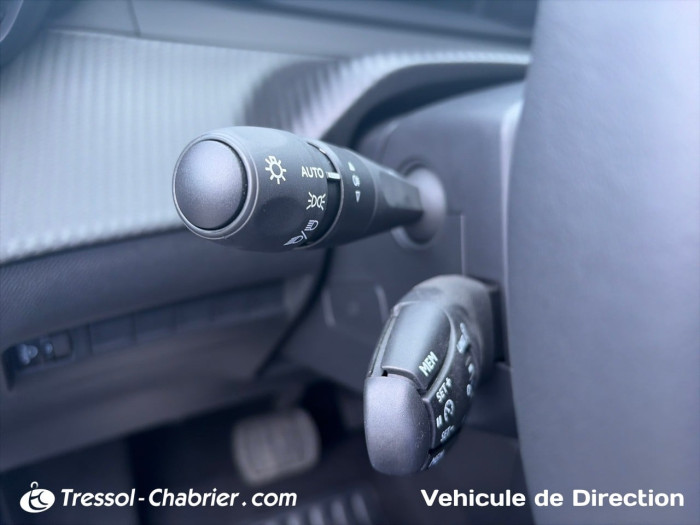 Peugeot 2008 Hybrid 145 ch e-DCS6 Allure