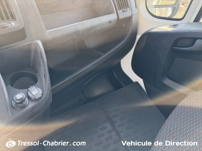 Peugeot BOXER FOURGON ELECTRIQUE E-BOXER TOLE 435 L4H2 90 KW (120 CH) BATTERIE 75 KWH PREMIUM