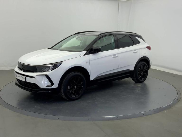 Opel GRANDLAND Hybrid 225 ch BVA8 Design & Tech