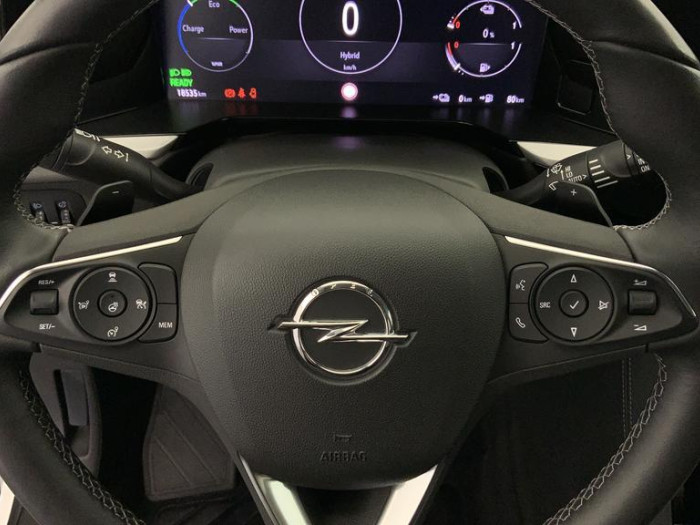 Opel GRANDLAND Hybrid 225 ch BVA8 Design & Tech