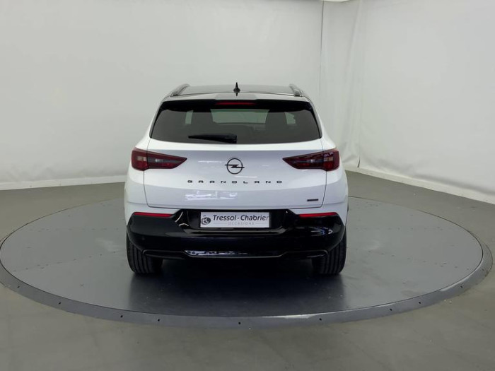 Opel GRANDLAND Hybrid 225 ch BVA8 Design & Tech